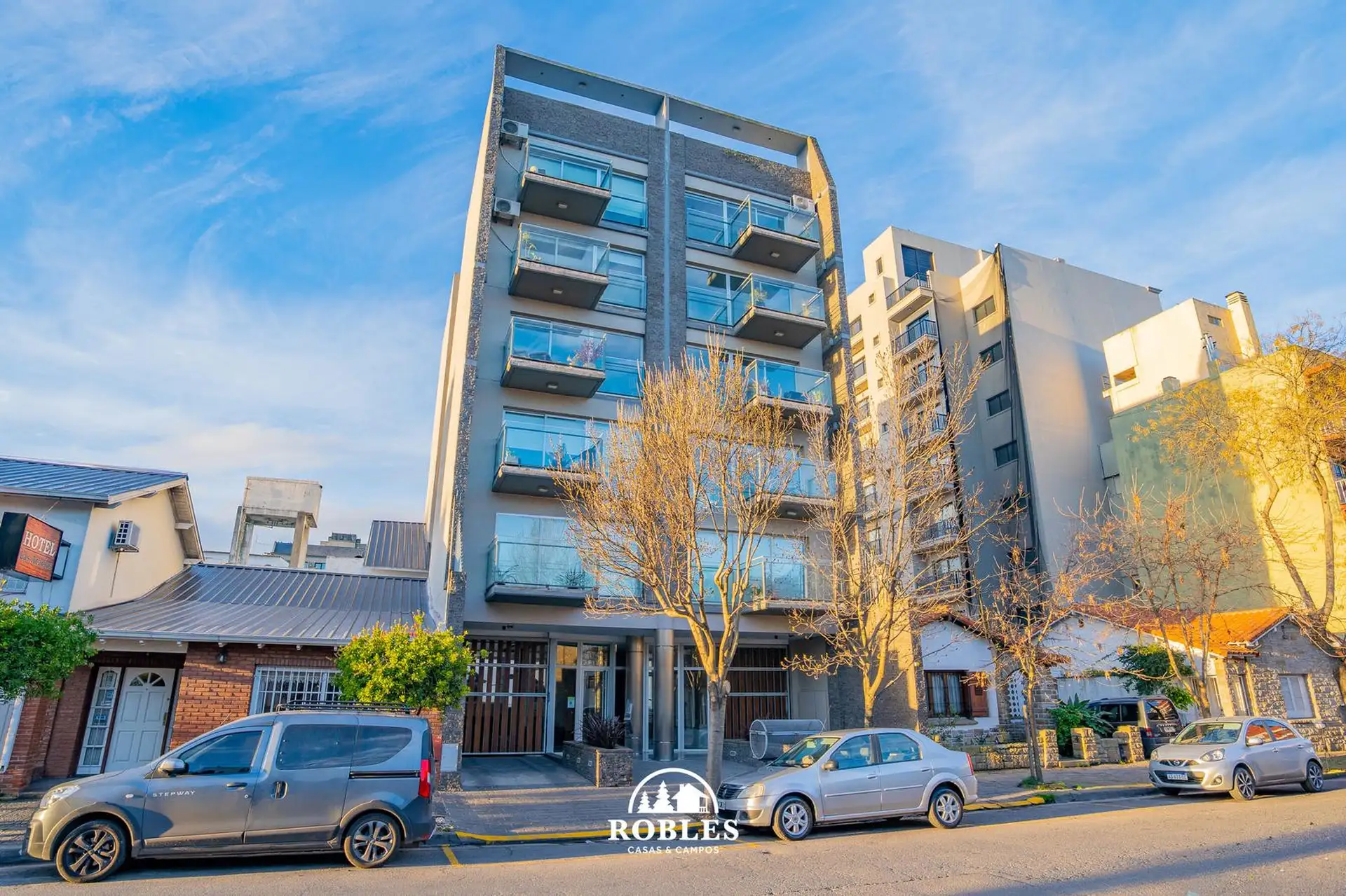 Semipiso tres ambientes en el entorno de Guemes Residencial