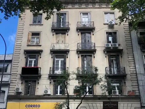 Avenida Medrano 100, Piso 1
