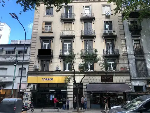 Almagro: Oficina/Consultorio/Showroom Comercial.-