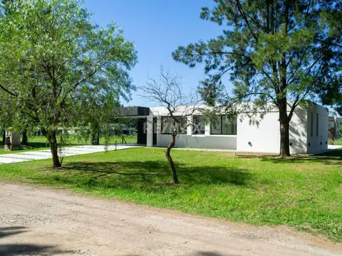 Casa en Venta en Fincas Del Alba, USD 330.000