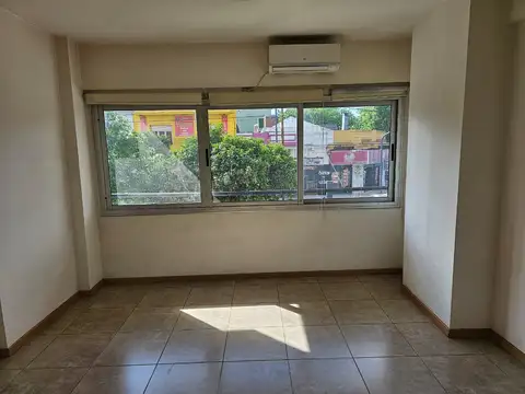 Avenida Francisco Beiró 4900, Piso 1