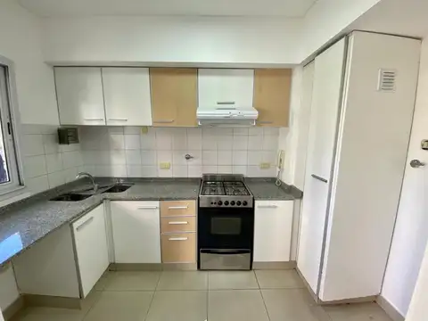 Departamento en Alquiler en Lanús Oeste, $ 650.000