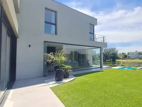 Casa  en Venta en Escobar, G.B.A. Zona Norte, Argentina