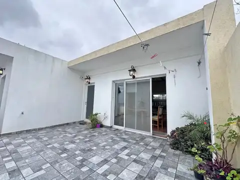 PH 3 AMBIENTES CON PATIO Y QUINCHO EN PLANTA ALTA