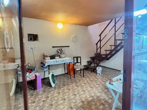 Local en Alquiler en Flores, $ 399.000