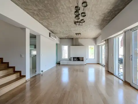 Vallejos 4200