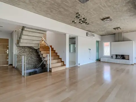 Departamento en Venta de 6 ambientes