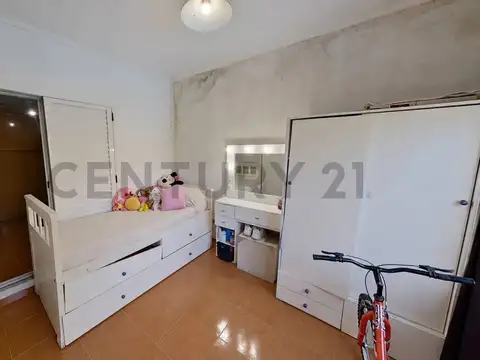VENTA CASA 4 AMBIENTES CON PILETA, QUINCHO Y PARRILLA - SAN JUSTO