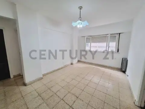 Rivadavia 3400, Piso 2