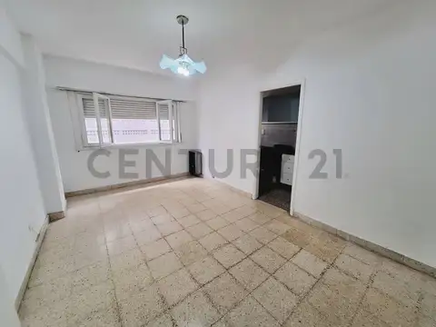 Departamento 2 ambientes al frente en zona Macrocentro