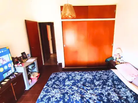 Casa 7 ambientes con 3 baños