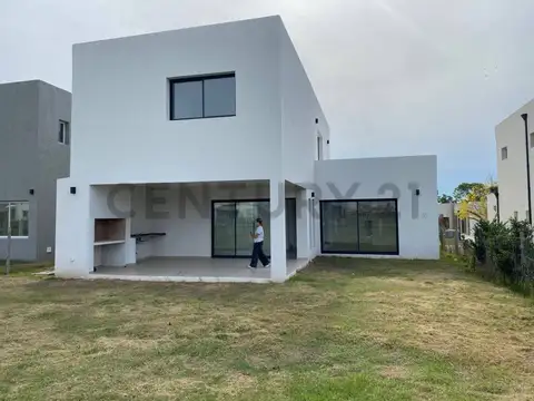 Santa Lucia , Piso 0