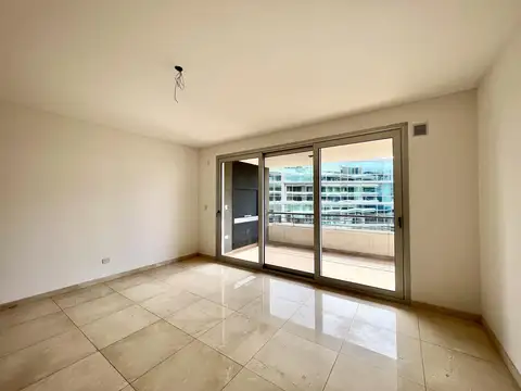 Departmento 2 ambientes en venta en Cristaline