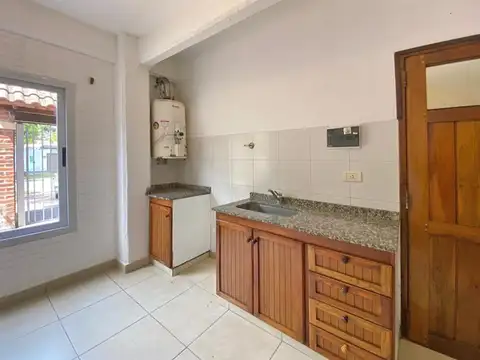 Libertad 400, Piso PB