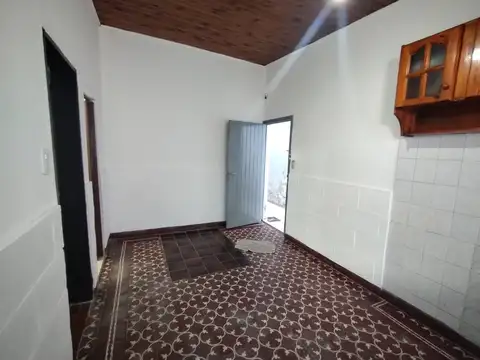 PH 3 ambientes con patio y SIN EXPENSAS en Remedios de Escalada, Lanus!