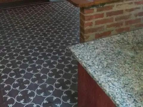Depto Tipo Casa en Alquiler de 3 ambientes