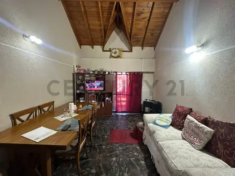 Casa en Venta con 10 cocheras