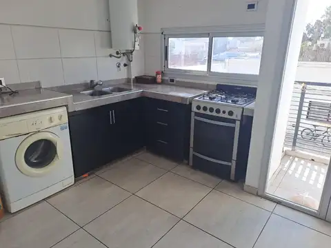 Depto Tipo Casa 3 ambientes con 1 baño