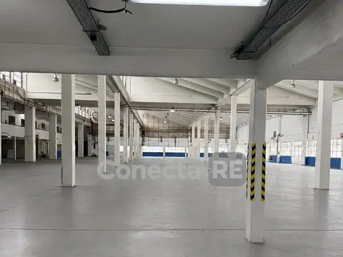Depósito 3630 m² en Alquiler - Predio Cerrado - La Tablada