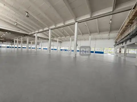 Depósito 3630 m² en Alquiler - Predio Cerrado - La Tablada