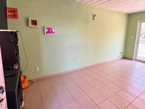 Depto Tipo Casa en Alquiler de 3 ambientes