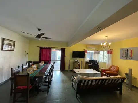 Depto Tipo Casa en Venta de 3 ambientes