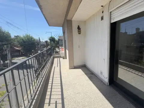 VENTA DEPARTAMENTO 3 AMBIENTES SARANDI TERRAZA