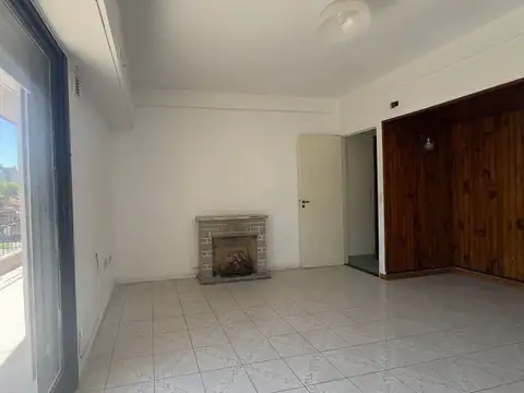 Depto Tipo Casa en Venta en Sarandi, USD 135.000