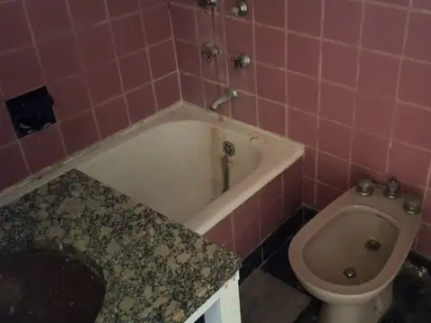 Casa 3 ambientes con 2 baños