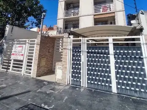 Departamento En Venta En Ramos Mejia Sur