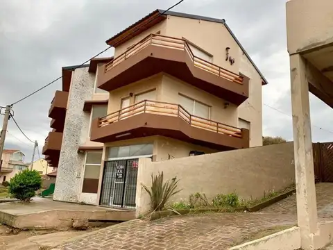 Venta y Alq temp 2 AMBIENTES c/ vista al mar!!!  Av 1 2900