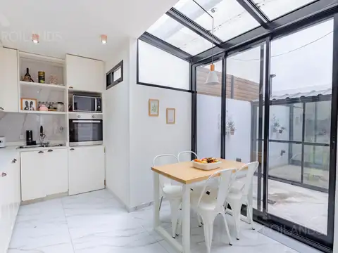 VENTA PH 3 AMBIENTES RECICLADO BALCÓN, PATIO Y TERRAZA coghlan