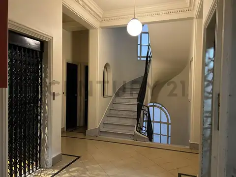DEPARTAMENTO DE 3 AMBIENTES CON AMOBLAMIENTO OPCIONAL