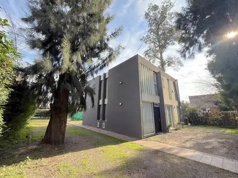 Dúplex en venta en Gonnet