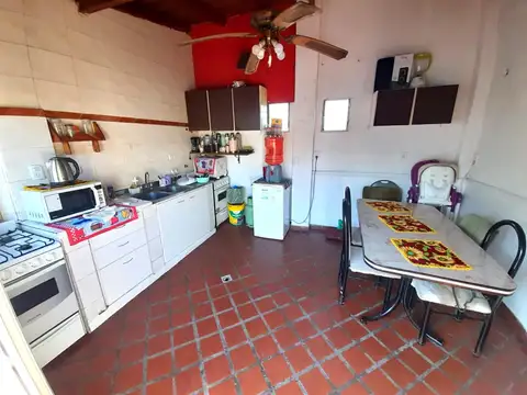 Depto Tipo Casa 4 ambientes con 1 baño