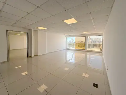 Oficina Monoambiente con 2 baños