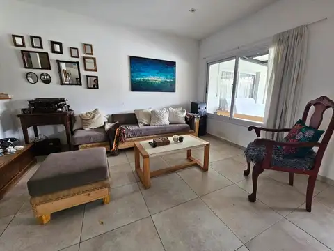 Casa en Alquiler de 3 dormitorios