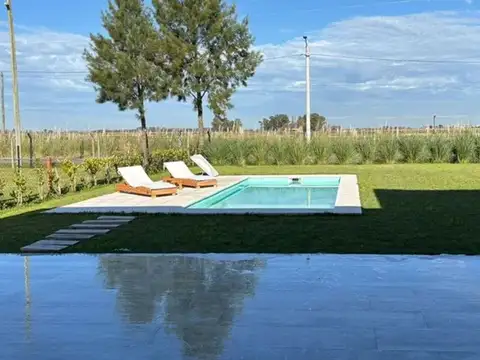 Depto Tipo Casa en Venta de 3 dormitorios