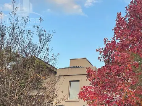 Casa 6 ambientes en venta, Barrio Privado Barrancas de Guido - Quilmes