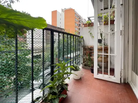 VENTA ALMAGRO DEPARTAMENTO 3 AMBIENTES CON BALCÓN