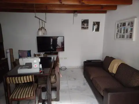 Depto Tipo Casa en Venta de 4 ambientes