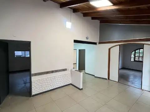 LCF A164 - CONSULTORIOS EN ALQUILER Z/ AV. MAIPU Y AV. LOPEZ TORRES