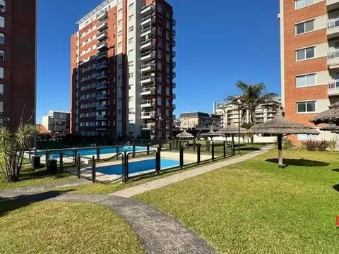 Venta Departamento 3 ambientes Bernal con Amenities