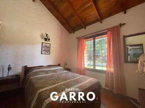 Casa 4 ambientes con 2 baños