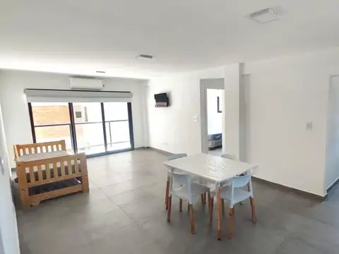 A estrenar dos ambientes con cochera a 2 cuadras del mar!