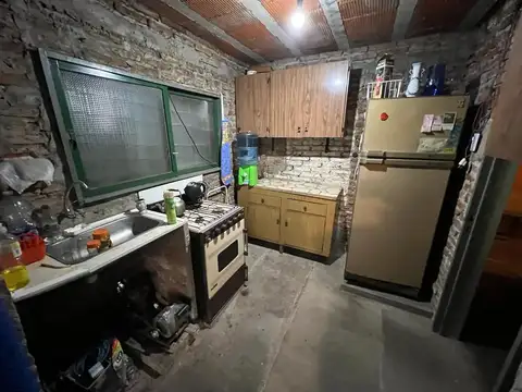 Casa 3 ambientes con 1 baño