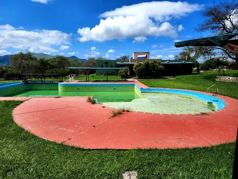 Hermoso terreno a 20 minutos del centro. Bellas vistas panorámicas