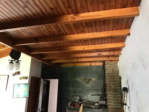 Casa en Venta con 4 cocheras