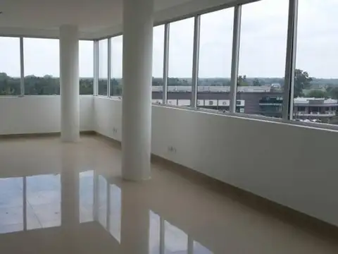 Oficina 4 ambientes con 3 baños
