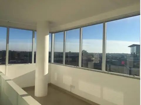 Esquina de tres oficinas anexadas